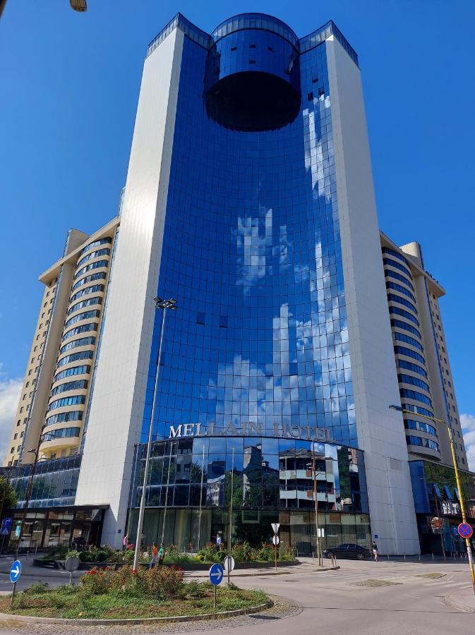 Luxury Apartment Karic Free Parking Tuzla Exterior foto